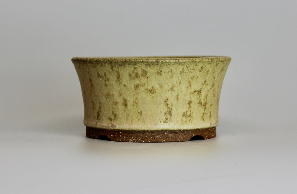Round bonsai pot in a matte yellow glaze 116mm