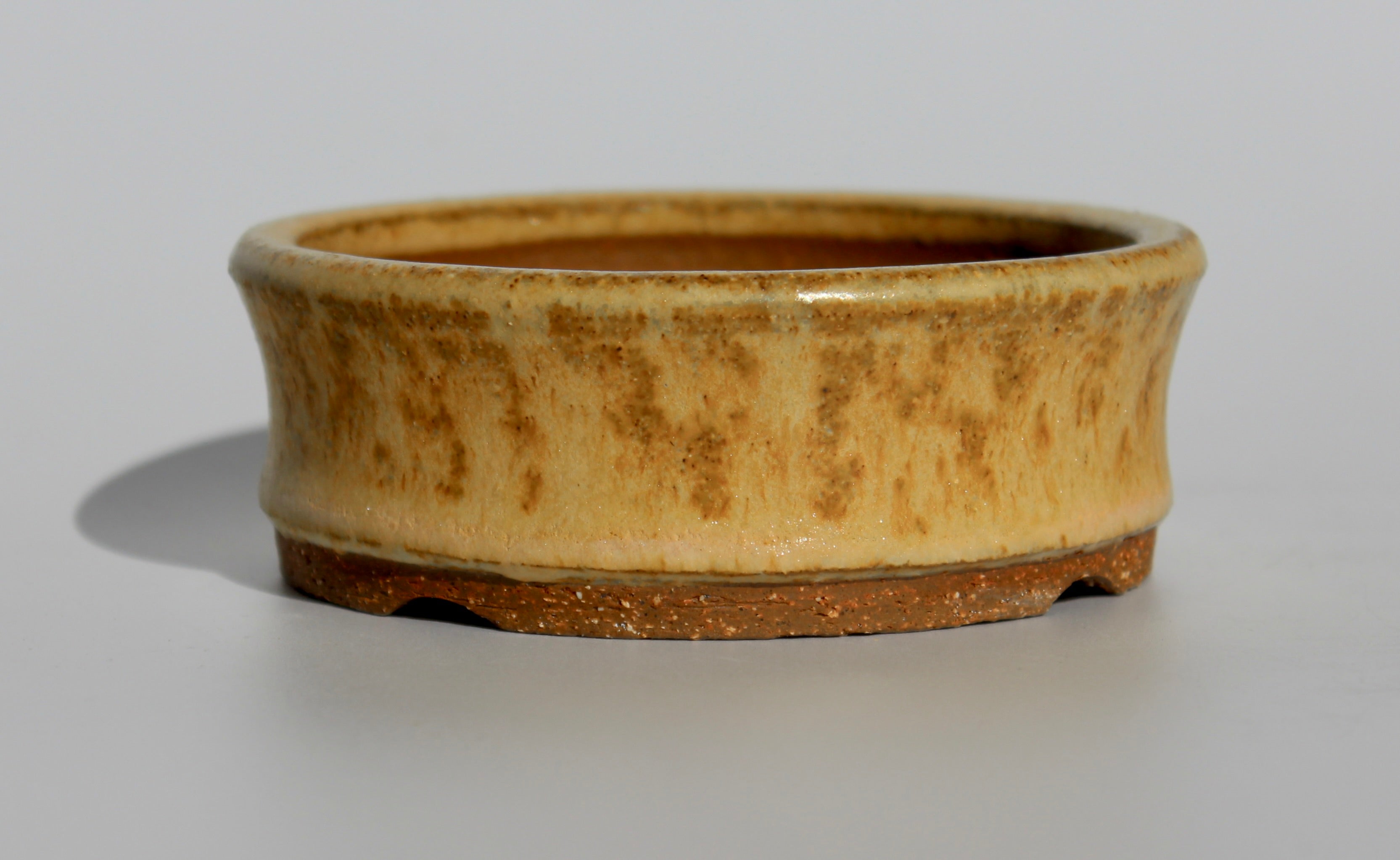Round bonsai pot in. matte yellow glaze 105mm