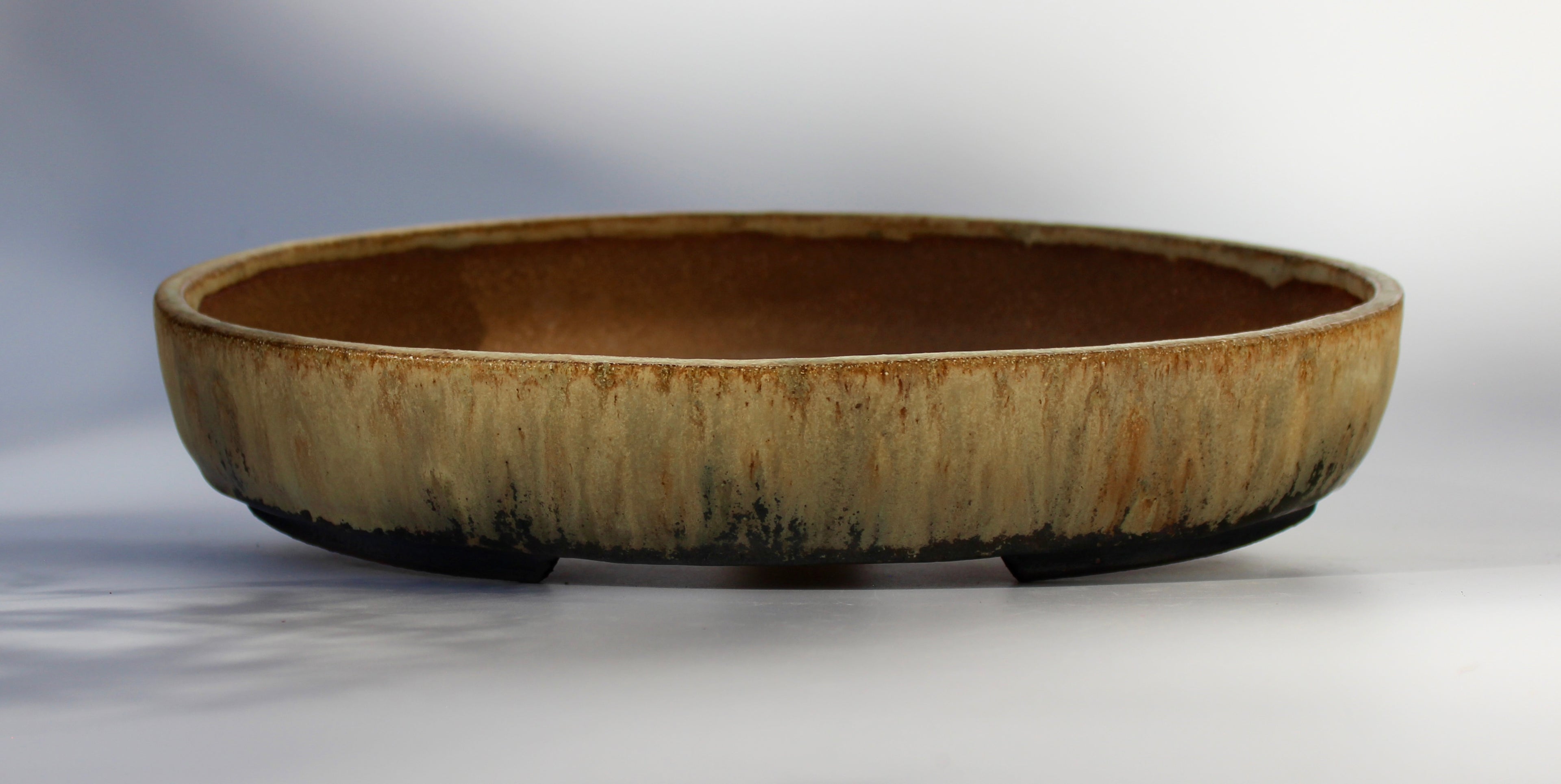 Oval bonsai pot in a matte layered glaze 329x231mm