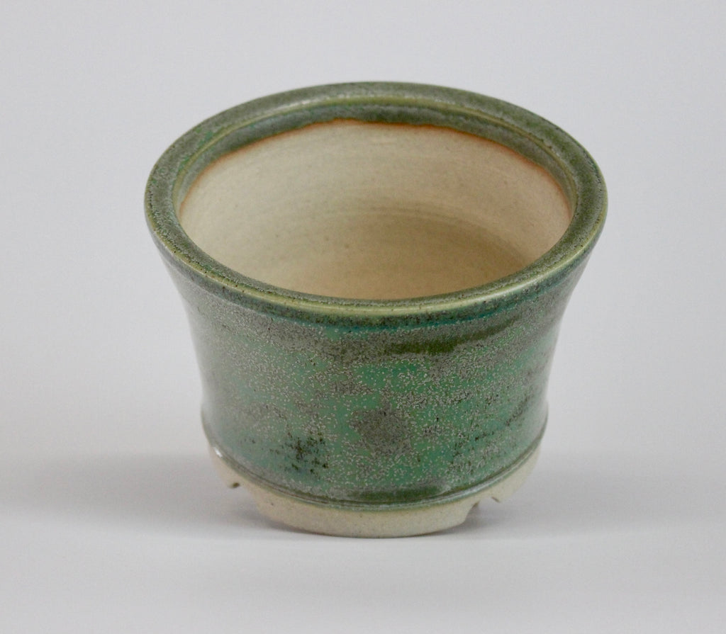 Round bonsai pot in a green crystal glaze D.109mm