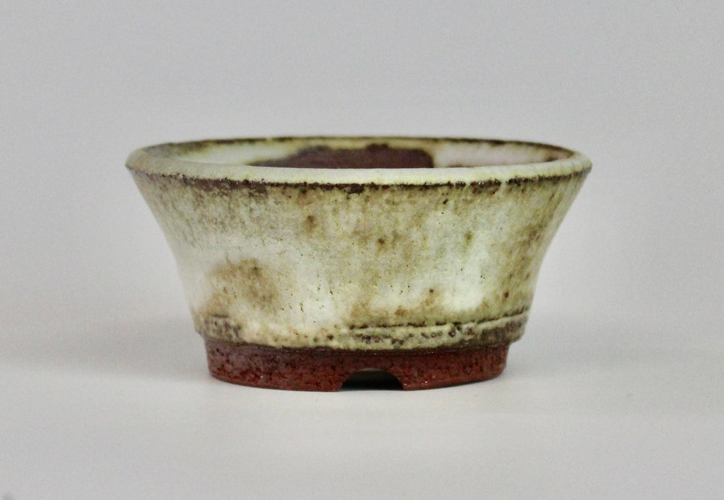 Round bonsai pot in a matte white glaze D.77mm