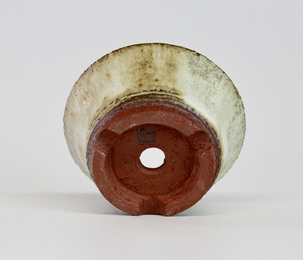 Round bonsai pot in a matte white glaze D.77mm