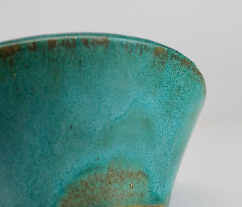 Round bonsai pot in a copper green glaze D.203mm