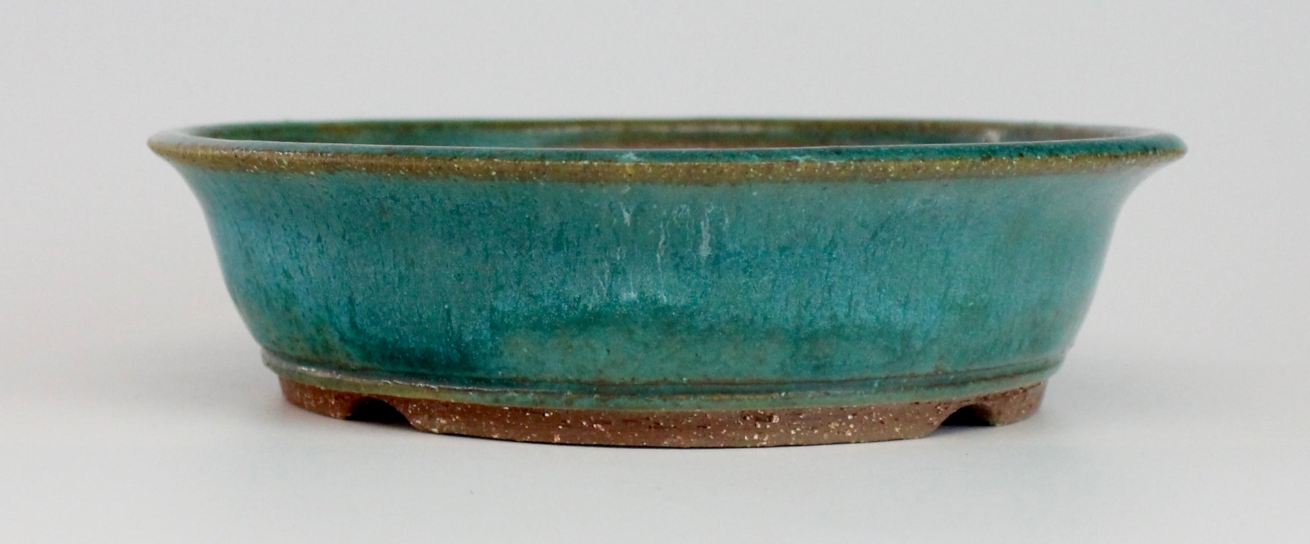 Round bonsai pot in a matte blue glaze. D.185mm