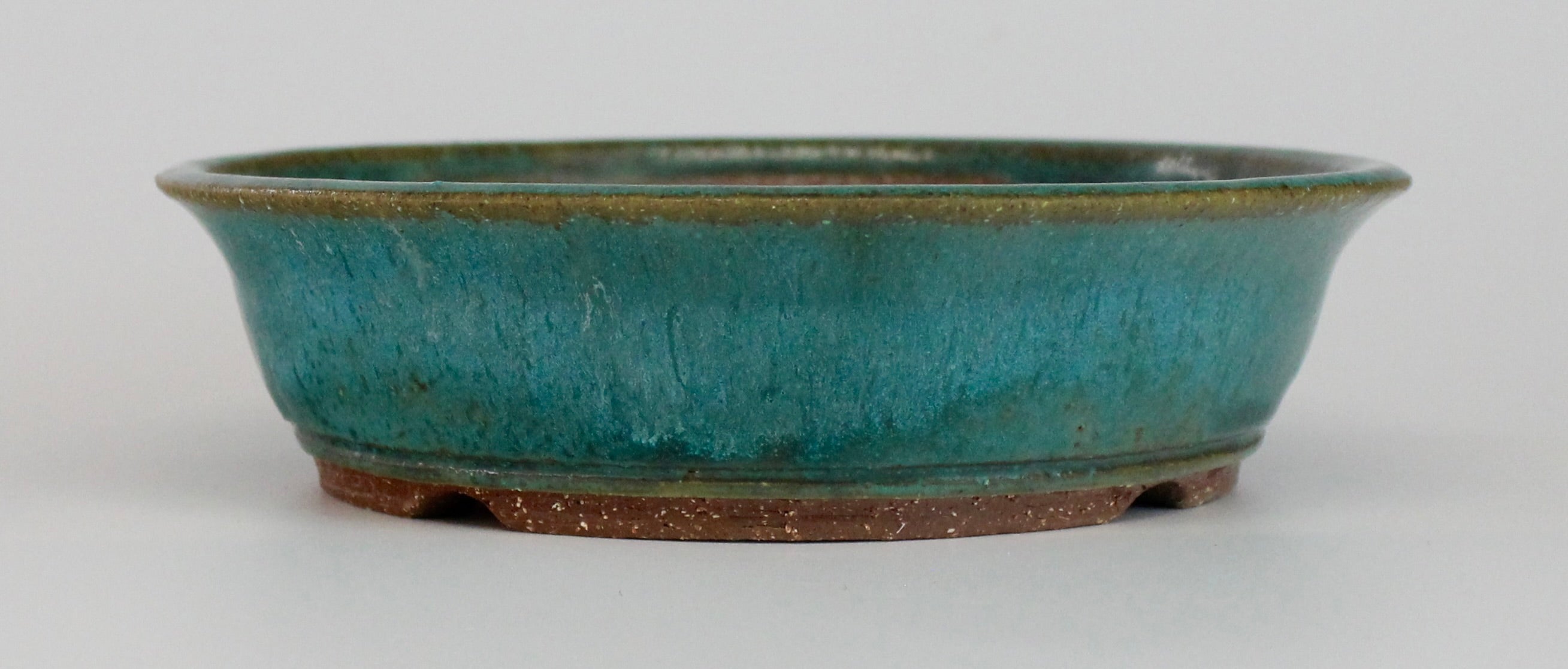 Round bonsai pot in a matte blue glaze. D.185mm