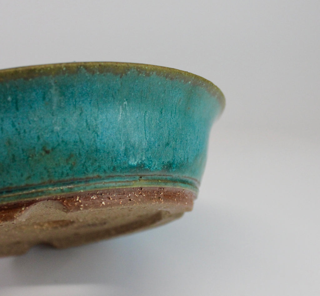 Round bonsai pot in a matte blue glaze. D.185mm