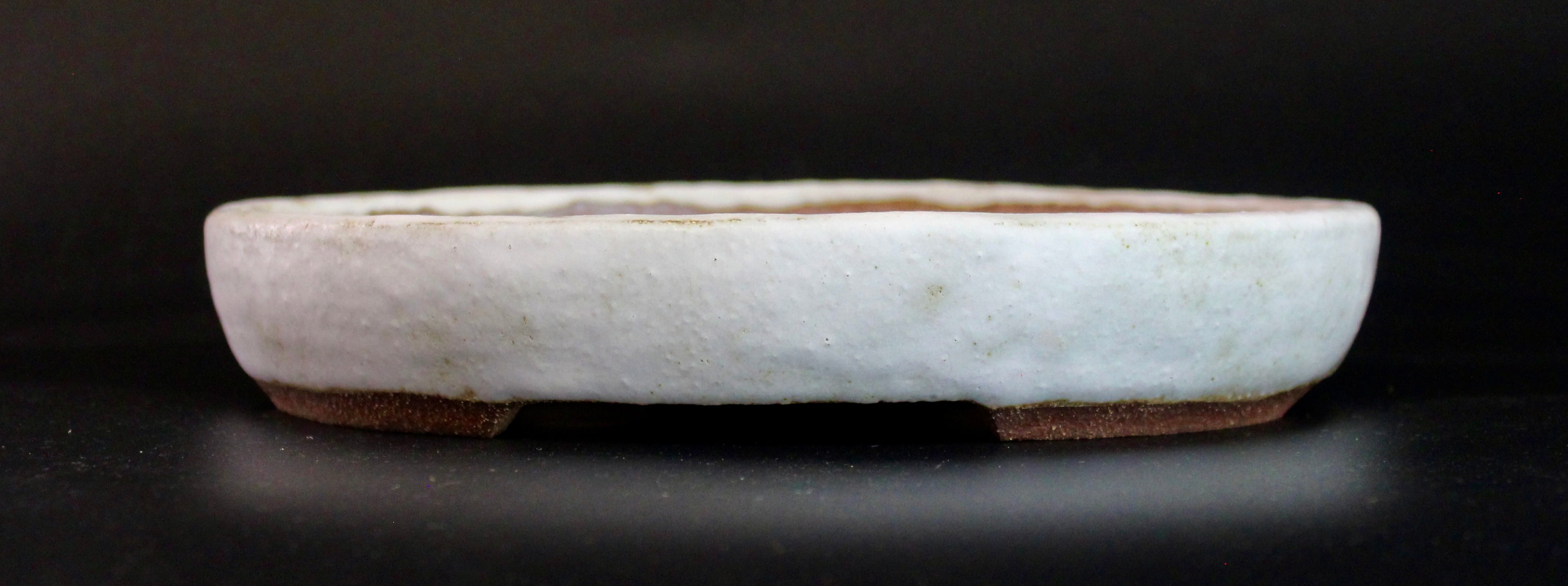 Oval bonsai pot in a matte white glaze 230x196mm