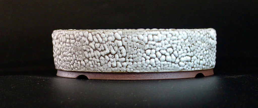 Round bonsai pot in a white crawl glaze D.160mm