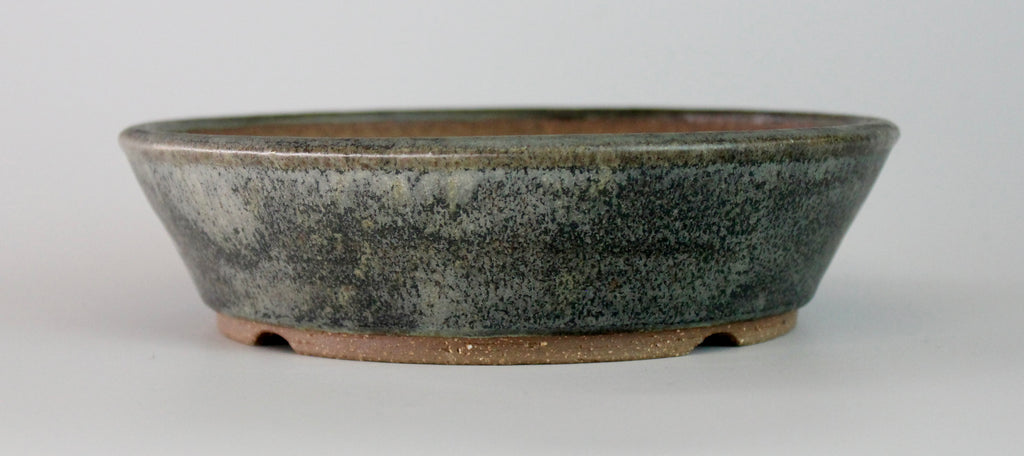 Round bonsai pot in a matte mottled grey glaze. D.190mm