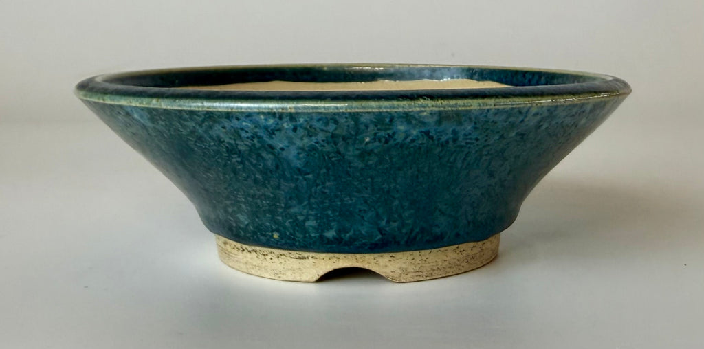 Round bonsai pot in a blue crystalline glaze. D.128mm