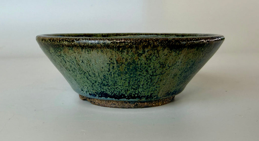 Round bonsai pot in a blue/green glaze. D.127mm