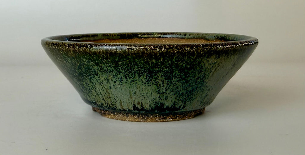 Round bonsai pot in a blue/green glaze. D.127mm